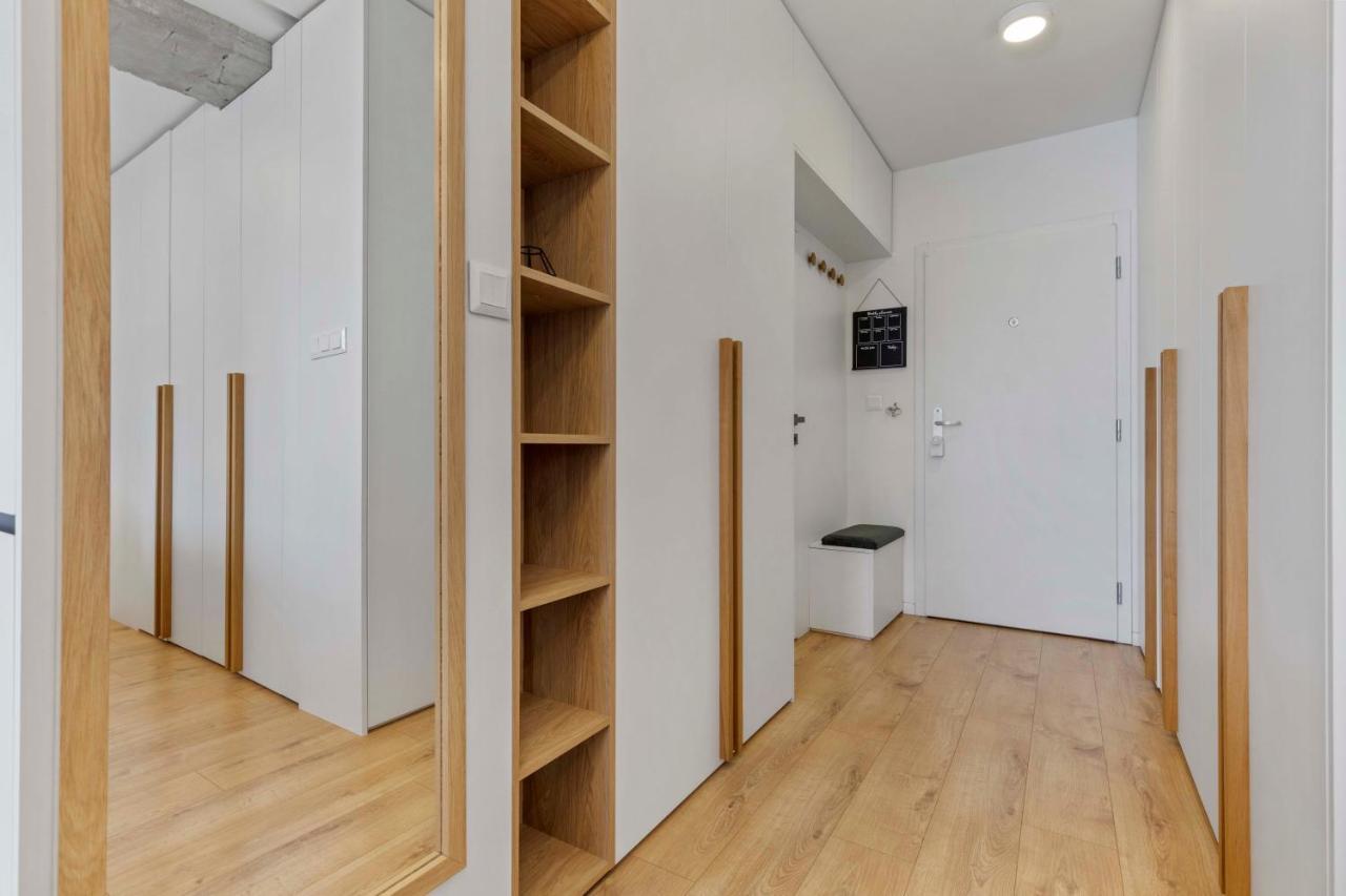 브라티슬라바 Lam Concrete - Ac - Balcony 아파트 외부 사진